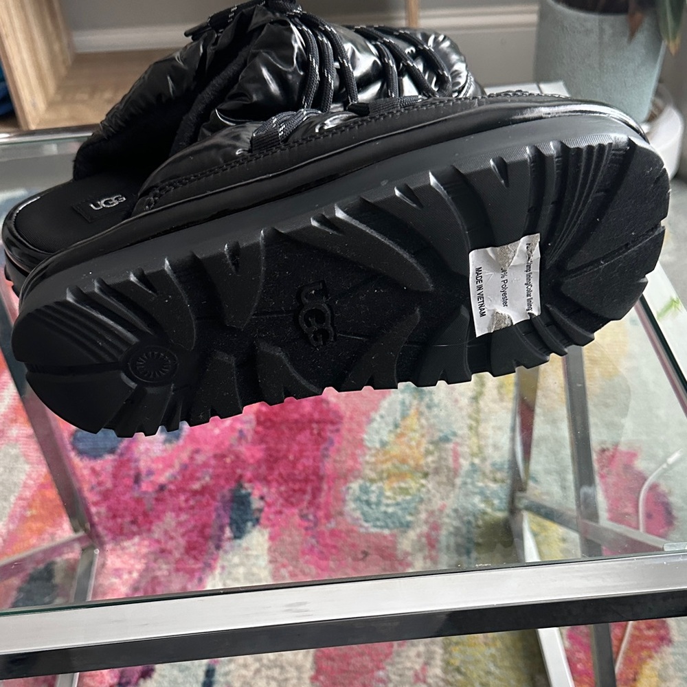 UGG Black Mules space sliders with Lace Detail - Picture 5 of 6